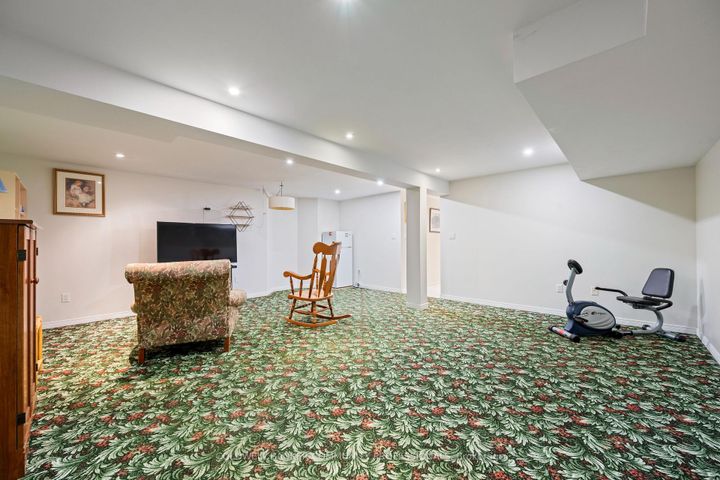 Photo 31 at 45 - 2737 King Street E, Greenford, Hamilton