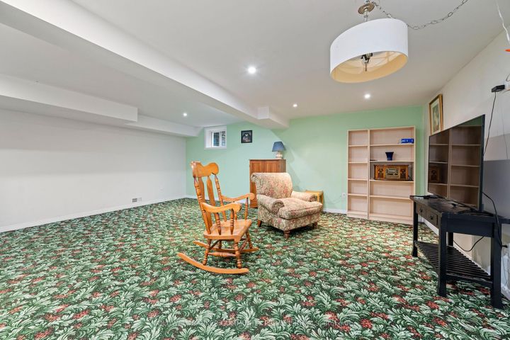 Photo 33 at 45 - 2737 King Street E, Greenford, Hamilton