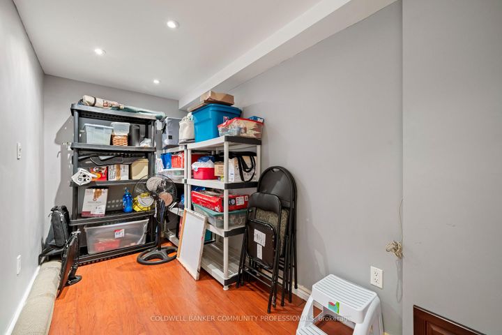 Photo 35 at 45 - 2737 King Street E, Greenford, Hamilton