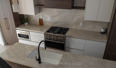 Photo 11 at 112 Givins Street, Bellwoods, Toronto