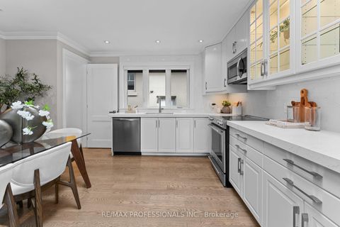 Photo 4 at 1 Tewsley Place, Richview, Toronto