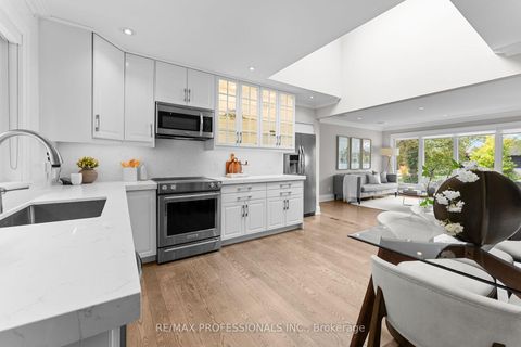 Photo 5 at 1 Tewsley Place, Richview, Toronto