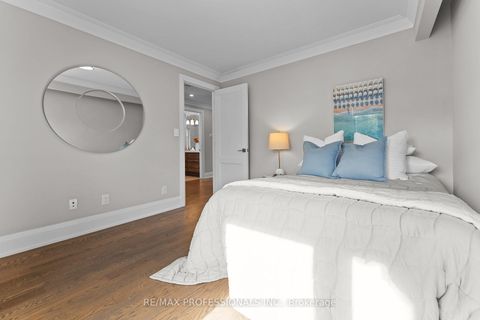 Photo 13 at 1 Tewsley Place, Richview, Toronto