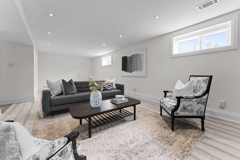 Photo 17 at 1 Tewsley Place, Richview, Toronto