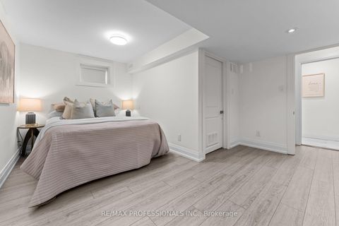 Photo 22 at 1 Tewsley Place, Richview, Toronto