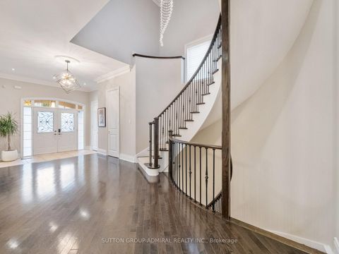 Photo 17 at 232 Luca Avenue, Patterson, Vaughan