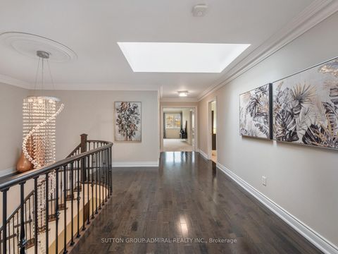 Photo 19 at 232 Luca Avenue, Patterson, Vaughan