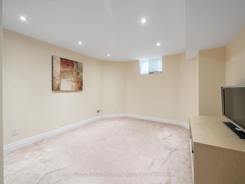 Photo 30 at 232 Luca Avenue, Patterson, Vaughan