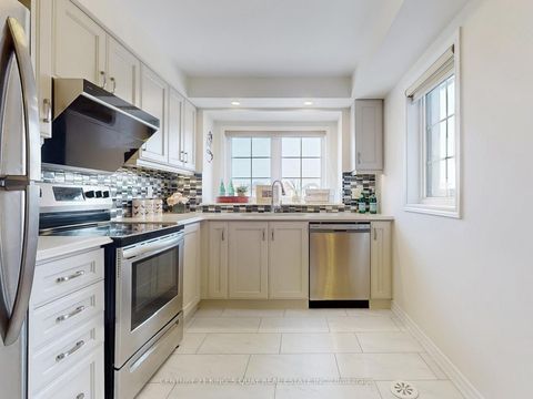 Photo 19 at 107 Mcalister Avenue, Rural Richmond Hill, Richmond Hill