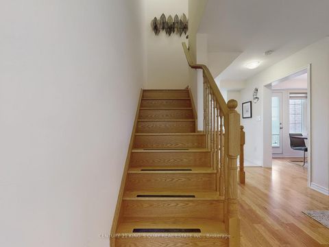 Photo 22 at 107 Mcalister Avenue, Rural Richmond Hill, Richmond Hill