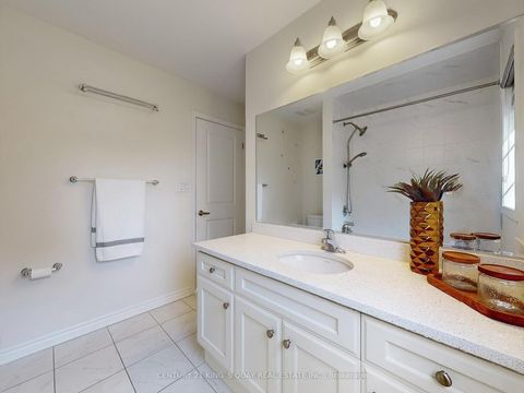 Photo 36 at 107 Mcalister Avenue, Rural Richmond Hill, Richmond Hill