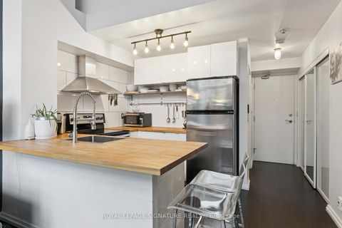Photo 11 at 111 - 250 Manitoba Street, Mimico, Toronto
