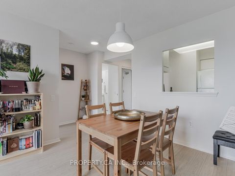 Photo 5 at 1006 - 21 Overlea Boulevard, Thorncliffe Park, Toronto