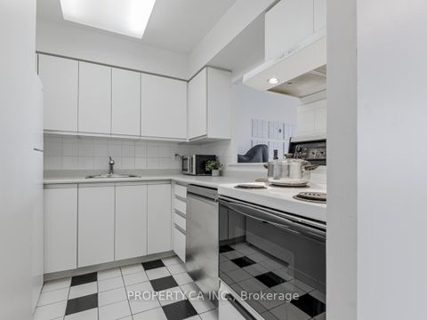 Photo 9 at 1006 - 21 Overlea Boulevard, Thorncliffe Park, Toronto