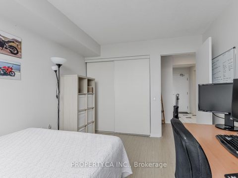 Photo 14 at 1006 - 21 Overlea Boulevard, Thorncliffe Park, Toronto