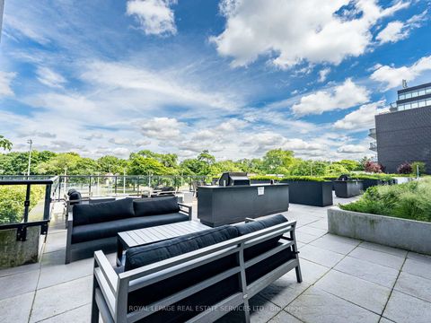 Photo 27 at 312 - 7 Smith Crescent, Queensway, Toronto