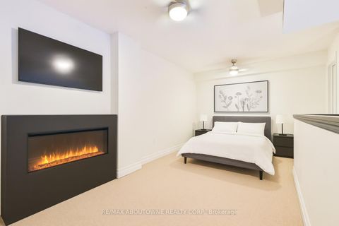 Photo 21 at 404 - 185 Robinson Street, OO Old Oakville, Oakville