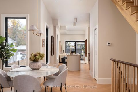 Photo 10 at 256 Major Street, University, Toronto