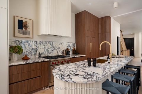 Photo 17 at 256 Major Street, University, Toronto