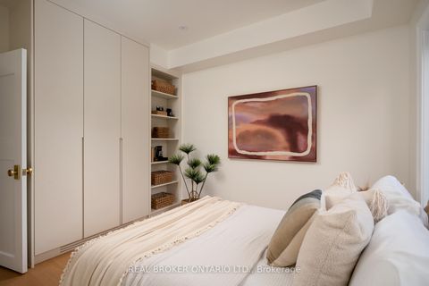 Photo 28 at 256 Major Street, University, Toronto