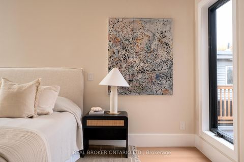 Photo 33 at 256 Major Street, University, Toronto