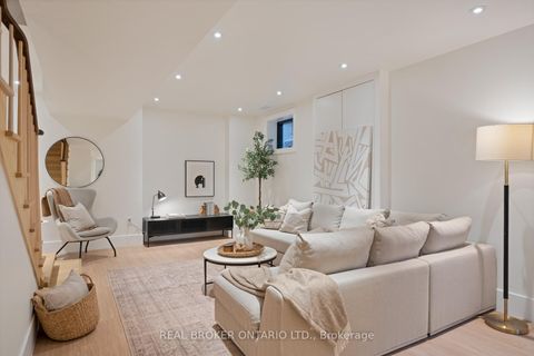 Photo 41 at 256 Major Street, University, Toronto