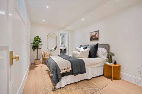 Photo 43 at 256 Major Street, University, Toronto