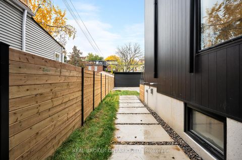 Photo 46 at 256 Major Street, University, Toronto