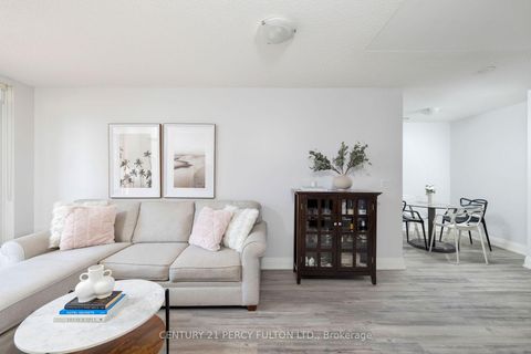 Photo 10 at 801 - 1 De Boers Drive, York University Heights, Toronto