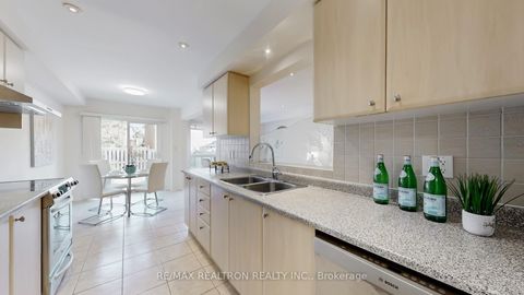 Photo 11 at 70 Maffey Crescent, Westbrook, Richmond Hill