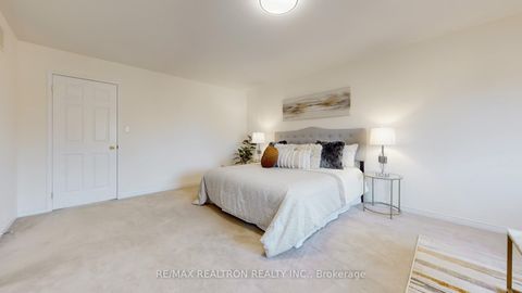 Photo 19 at 70 Maffey Crescent, Westbrook, Richmond Hill