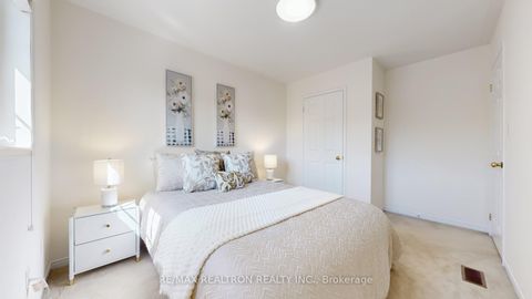 Photo 29 at 70 Maffey Crescent, Westbrook, Richmond Hill