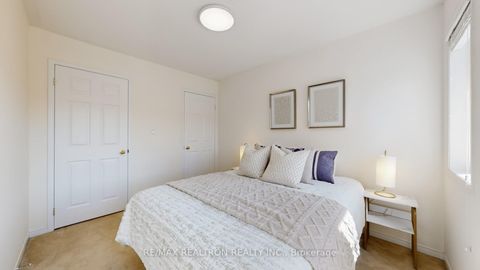 Photo 32 at 70 Maffey Crescent, Westbrook, Richmond Hill