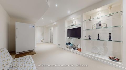 Photo 36 at 70 Maffey Crescent, Westbrook, Richmond Hill