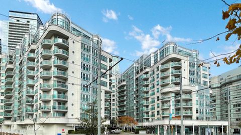 Photo 4 at SPH10 - 600 Queens Quay W, Waterfront Communities C1, Toronto