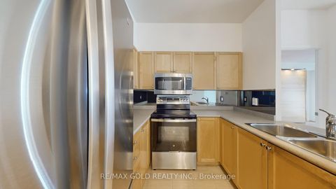 Photo 20 at SPH10 - 600 Queens Quay W, Waterfront Communities C1, Toronto