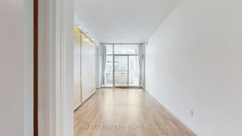 Photo 26 at SPH10 - 600 Queens Quay W, Waterfront Communities C1, Toronto