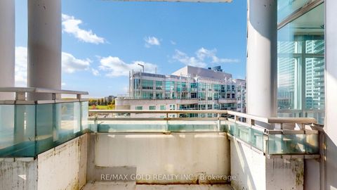 Photo 38 at SPH10 - 600 Queens Quay W, Waterfront Communities C1, Toronto