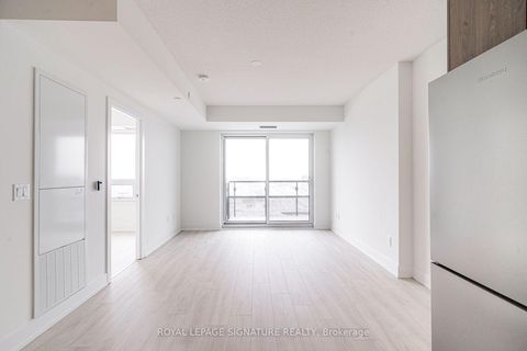 Photo 13 at 2505 - 10 Eva Road, Etobicoke West Mall, Toronto