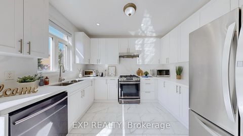 Photo 9 at 19 La Rocca Avenue, Vellore Village, Vaughan