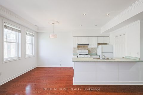 Photo 16 at 78 - 760 Lawrence Avenue W, Glen Park, Toronto