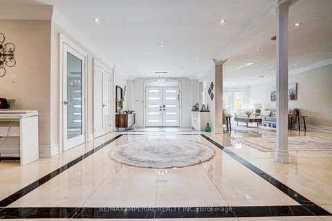 Photo 3 at 50 Kings Cross Avenue, Bayview Hill, Richmond Hill