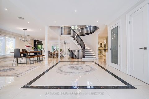 Photo 7 at 50 Kings Cross Avenue, Bayview Hill, Richmond Hill