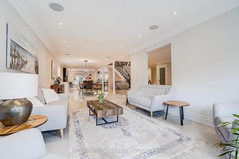 Photo 11 at 50 Kings Cross Avenue, Bayview Hill, Richmond Hill