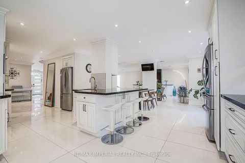 Photo 18 at 50 Kings Cross Avenue, Bayview Hill, Richmond Hill