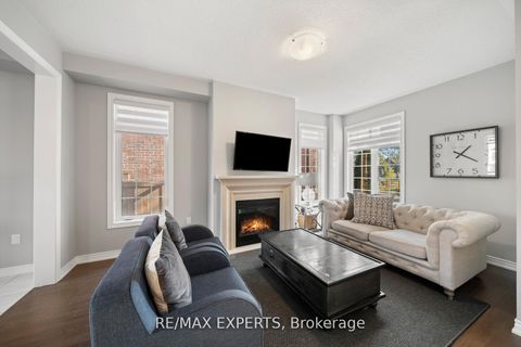 Photo 8 at 198 Moody Drive, Kleinburg, Vaughan