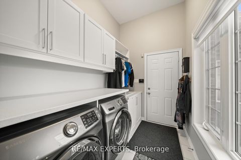 Photo 16 at 198 Moody Drive, Kleinburg, Vaughan