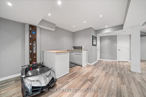 Photo 29 at 198 Moody Drive, Kleinburg, Vaughan