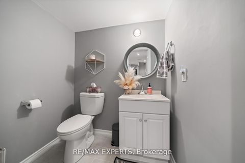 Photo 33 at 198 Moody Drive, Kleinburg, Vaughan