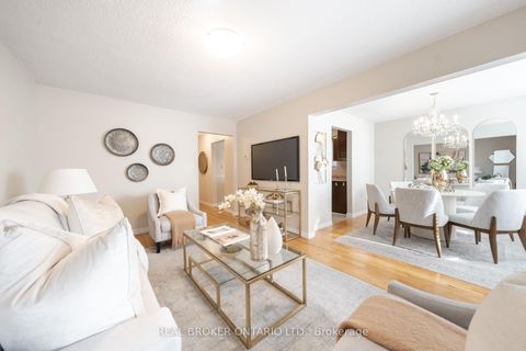 Photo 4 at 11 Blue Lagoon Court, Eglinton East, Toronto